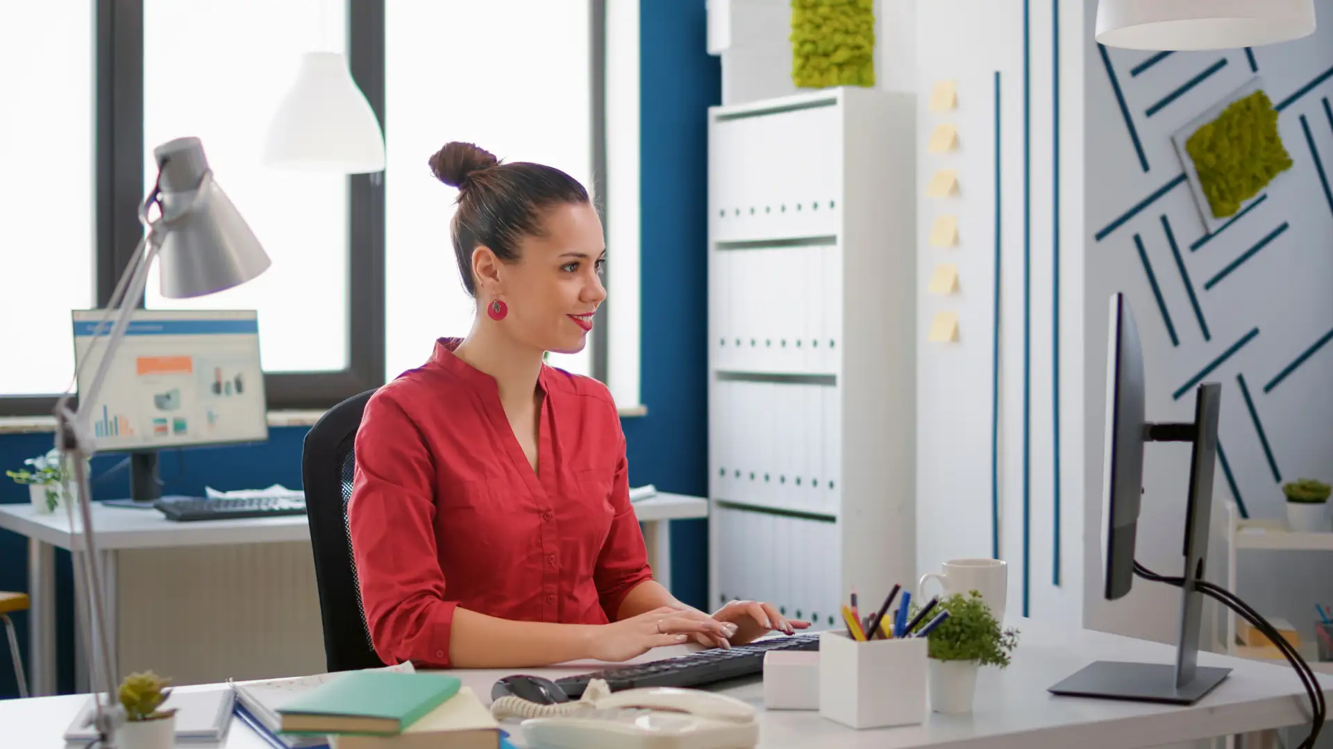 Proven Strategies to Scale Your E-commerce Business for Long-Term Success Image raw