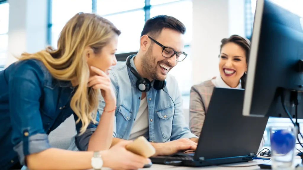 Credit Union Outsourcing: How Back-Office Teams Improve Service