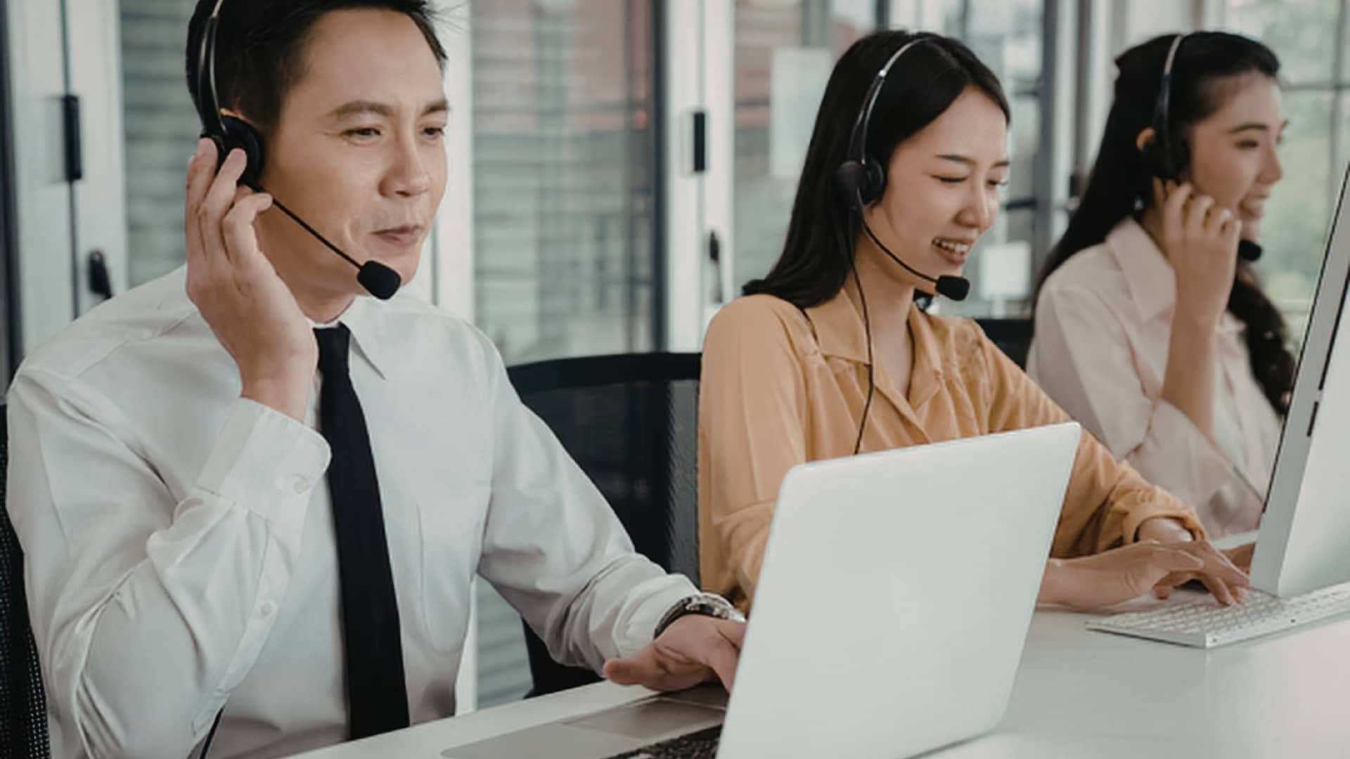 How Utility Companies Handle Customer Service Through Outsourcing image raw