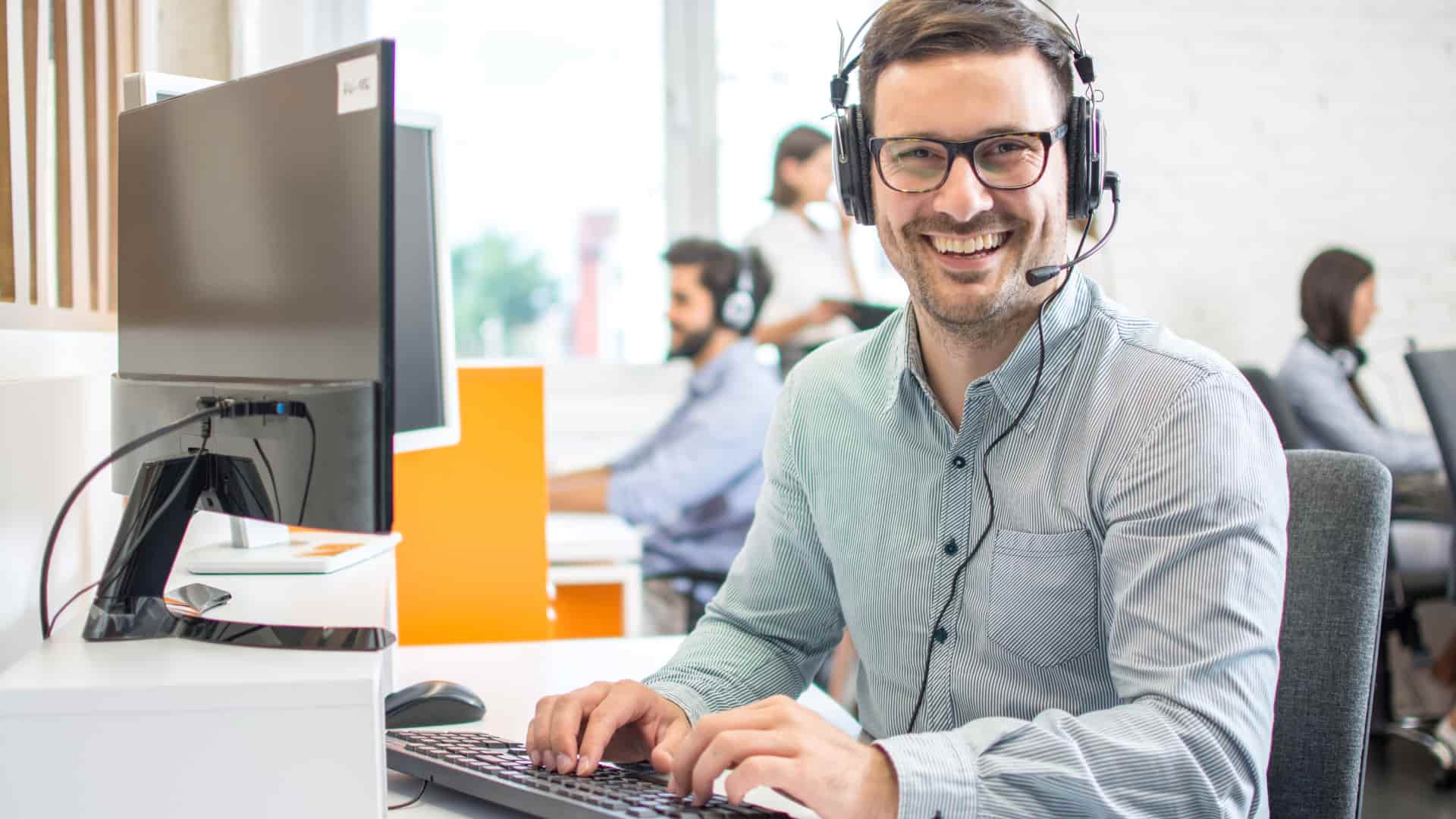Understanding Outsourced Customer Support image raw